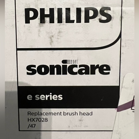 Philips sonicare replacement toothbrush heads, 4 sealed, E Series - Picture 2 of 5